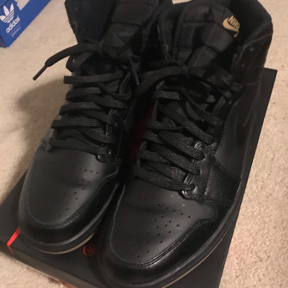 COPY - Jordan 1 retro - “Gumbottom”